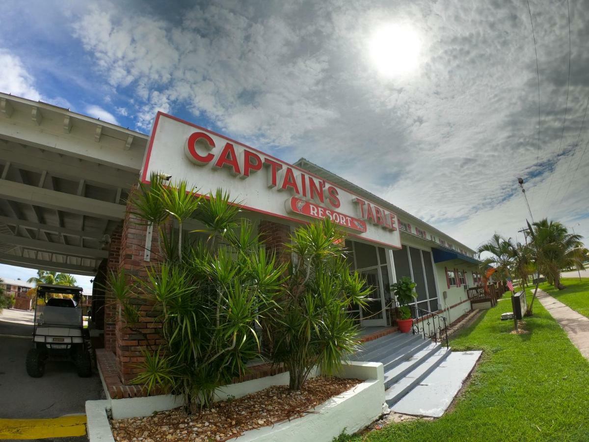 Captain'S Table Hotel By Everglades Adventures Eksteriør bilde